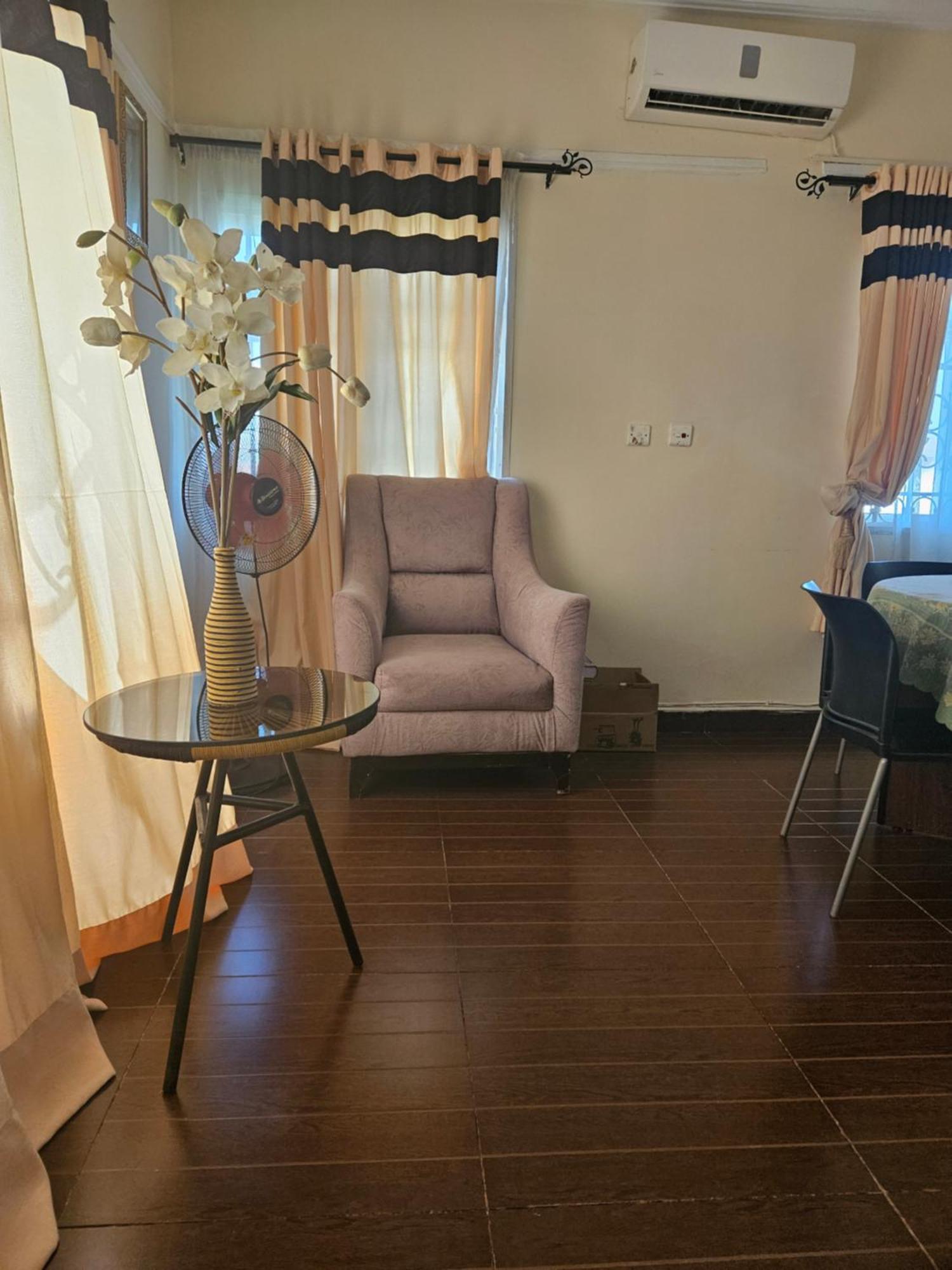 Kams Homes Opp Nizamiye Abuja Eksteriør billede